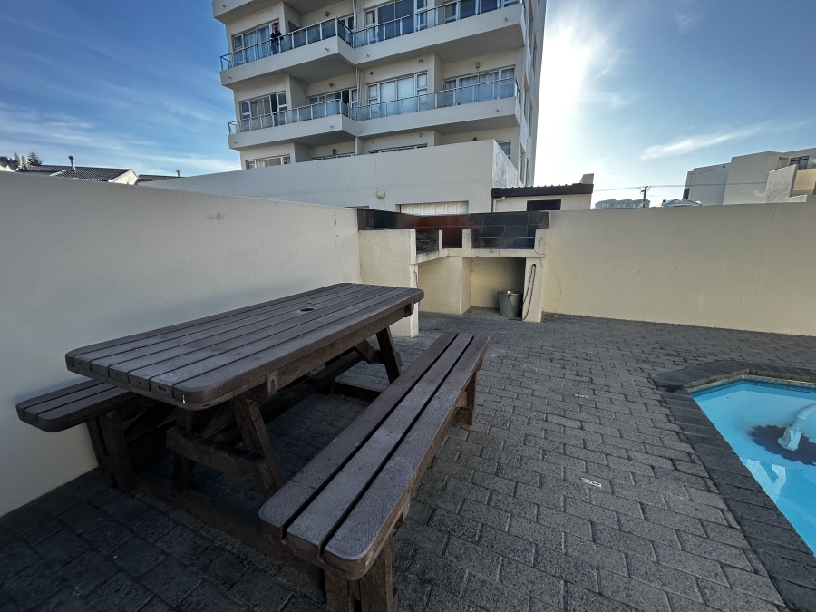2 Bedroom Property for Sale in Beachfront Western Cape